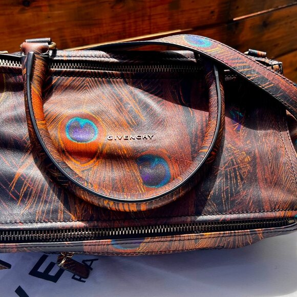 Givenchy Pandora Peacock Leather Shoulder Bag Limited Edition - Picture 7 of 11